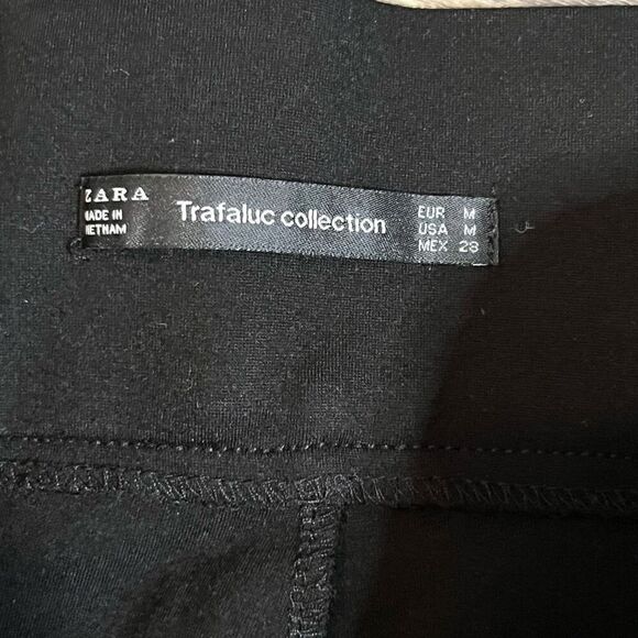 Zara Trafaluc Collection Women's Mid-Rise Side Zip Ankle Pants Black Size Medium - Picture 4 of 7